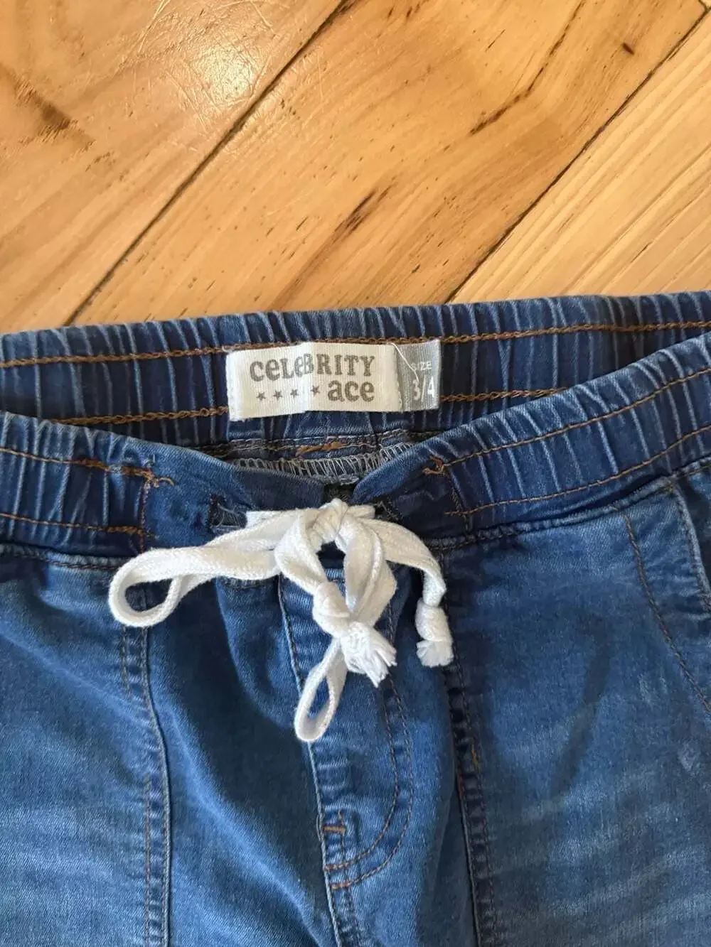 Celebrity Pink Ace Denim Jogger Jeans Distressed Size 3/4
